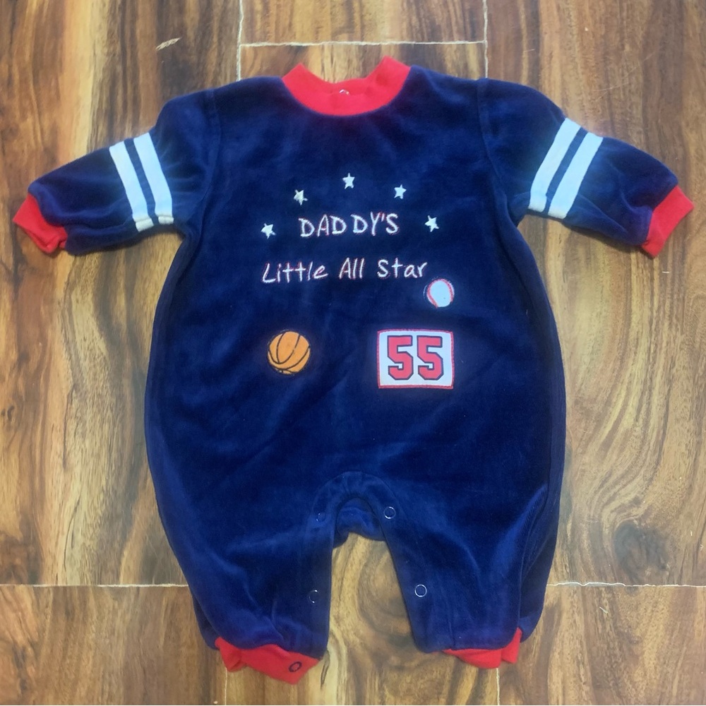 Vtg Fisher Price Navy Velour “Daddy’s Little All Star” 0/3mon Sleeper      3003